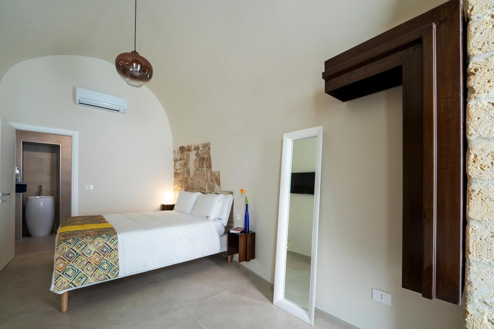 Vischi Apartment Trani By Le Marinelle Loc Turistica Luaran gambar