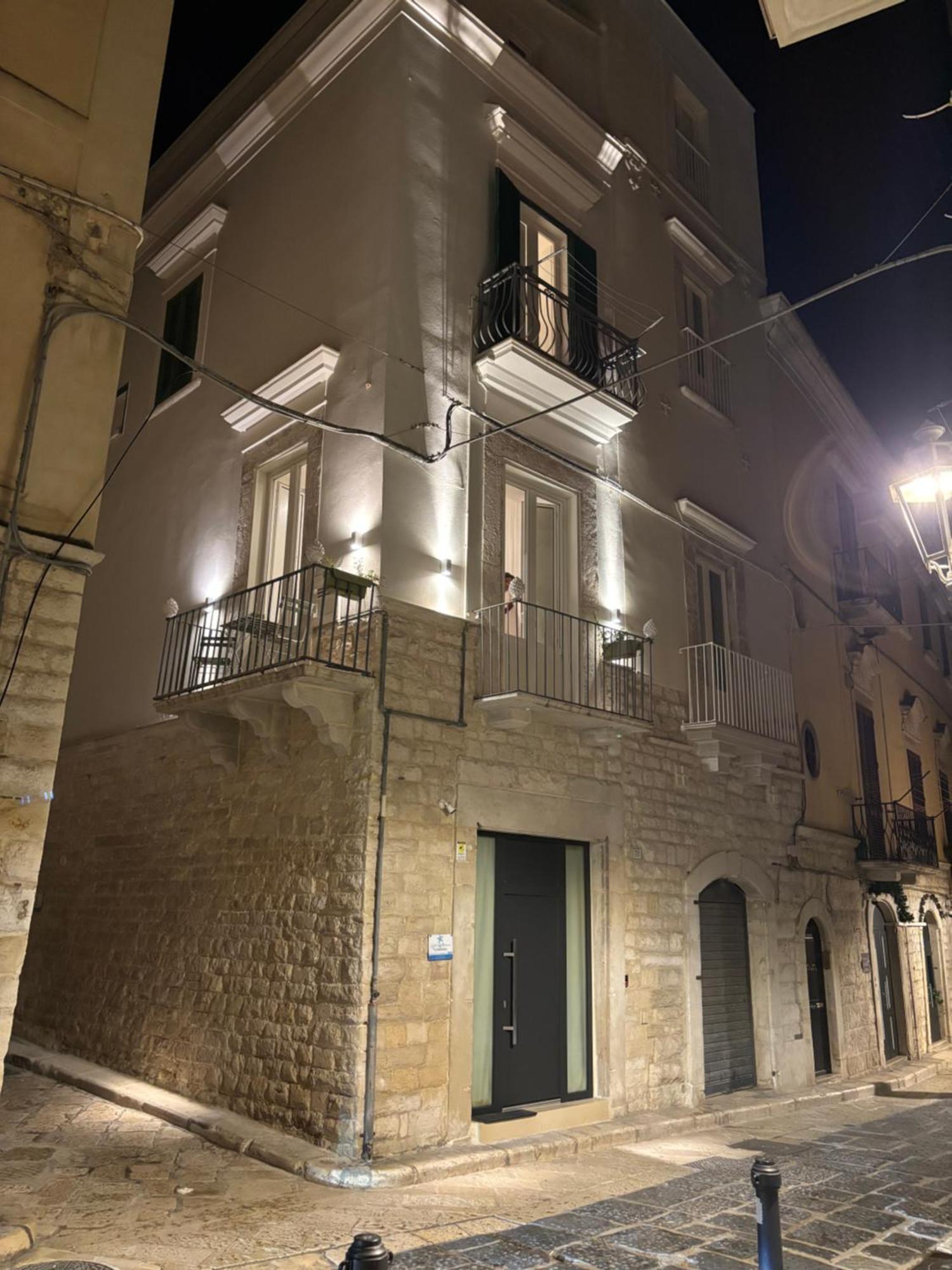 Vischi Apartment Trani By Le Marinelle Loc Turistica Luaran gambar